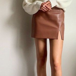 Aritzia Wilfred Patio Mini Skirt
